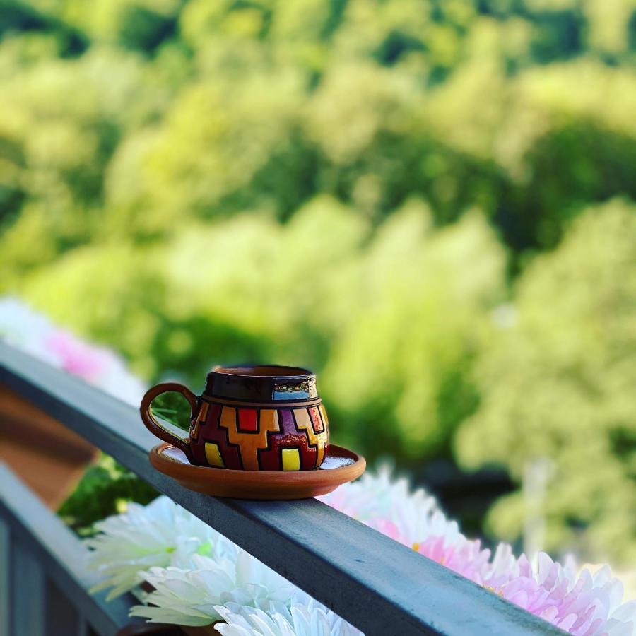 Sunny Apartment Dilijan Eksteriør bilde